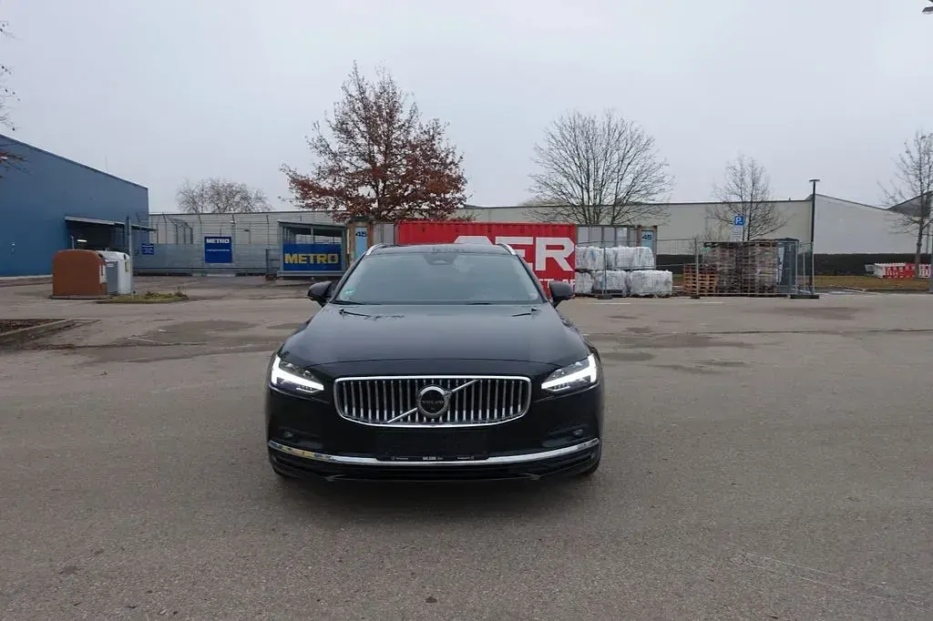 Gebraucht Volvo V90 Plus 197 PS (144 kW) 2022 Schwarz Kombi