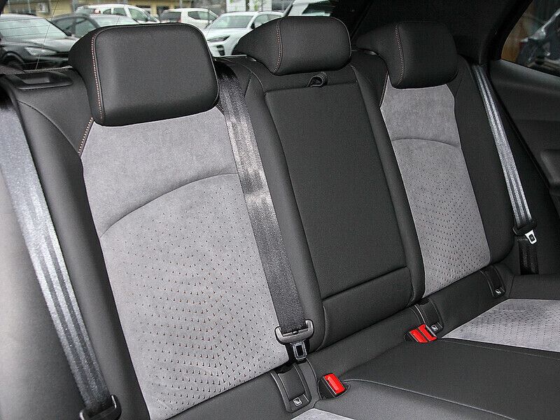 Gebraucht Cupra Born 169 kW (231 PS) 2022 Schwarz Kleinwagen