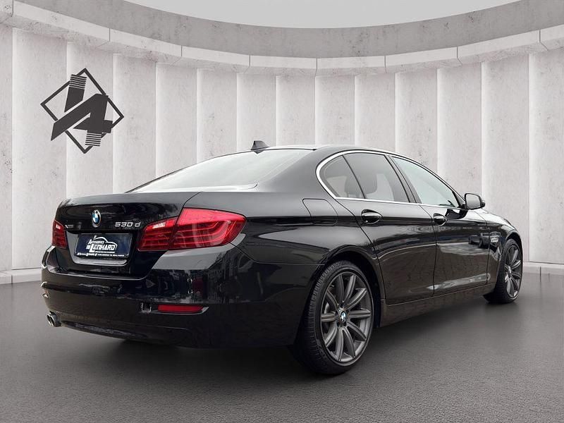 Gebraucht BMW 530 Sport Line 258 PS (189 kW) 2016 Schwarz Limousine
