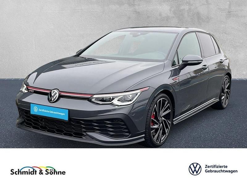 Delfingrau (metallic) Gebraucht 2023 VW Golf VIII GTI Clubsport Limousine | 37.912 € (Etwas zu teuer) - Bild 1/4