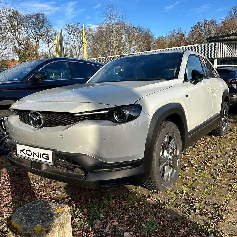 Weiß Gebraucht 2024 Mazda MX30 Makoto SUV | 20.990 € (Etwas zu teuer) - Bild 1/4