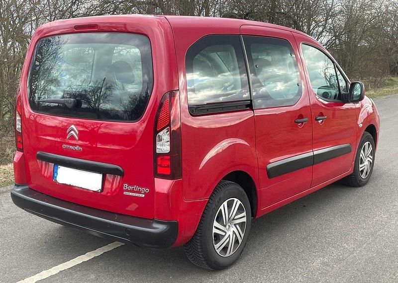Gebraucht Citroën Berlingo 98 PS (72 kW) 2013 Rot Van / Kleinbus