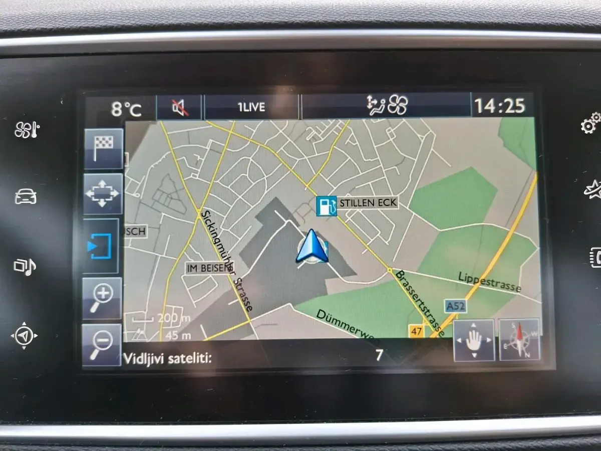 Gebraucht Peugeot 308 115 PS (84 kW) 2016 Grau Kombi
