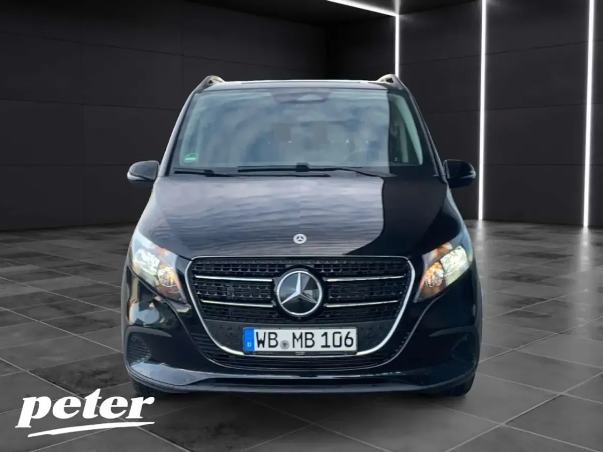 Gebraucht Mercedes V250 190 PS (139 kW) 2026 Schwarz Van / Kleinbus