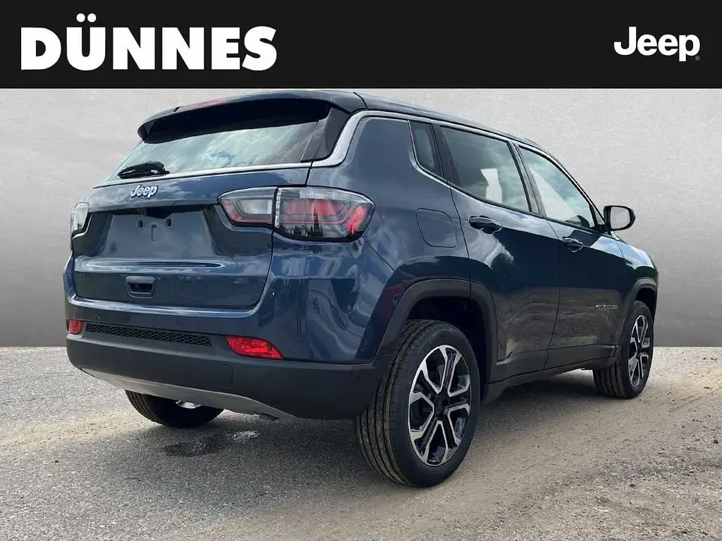 Neu Jeep Compass Altitude 129 PS (94 kW) 2025 Blau SUV