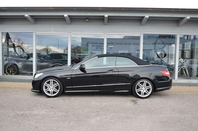 Gebraucht Mercedes E200 AMG 209 PS (153 kW) 2011 Obsidianschwarz Cabrio