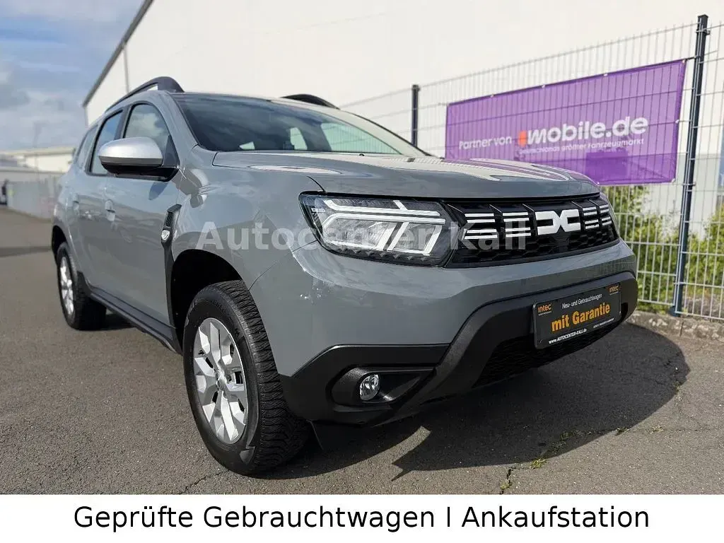 Gebraucht Dacia Duster Expression 131 PS (96 kW) 2023 Grau SUV