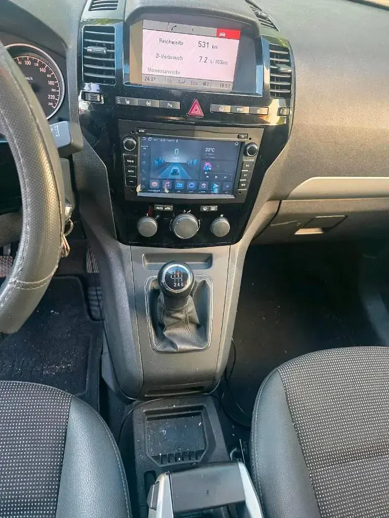 Gebraucht Opel Zafira 140 PS (102 kW) 2011 Andere farben Van / Kleinbus