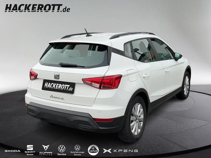 Second-hand Seat Arona Style 110 CP (80 kW) 2023 Alb SUV