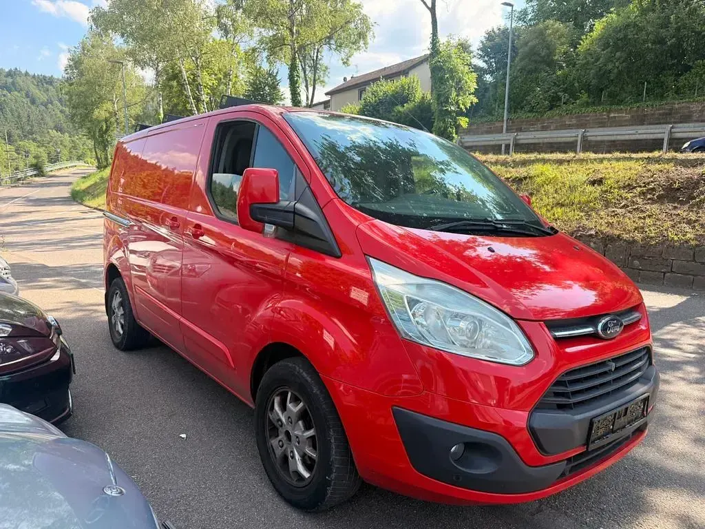 Gebraucht Ford Transit Custom Trend 125 PS (91 kW) 2012 Rot Van / Kleinbus