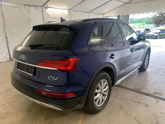 Gebraucht Audi Q5 Advanced 265 PS (194 kW) 2022 Navarrablau metallic SUV