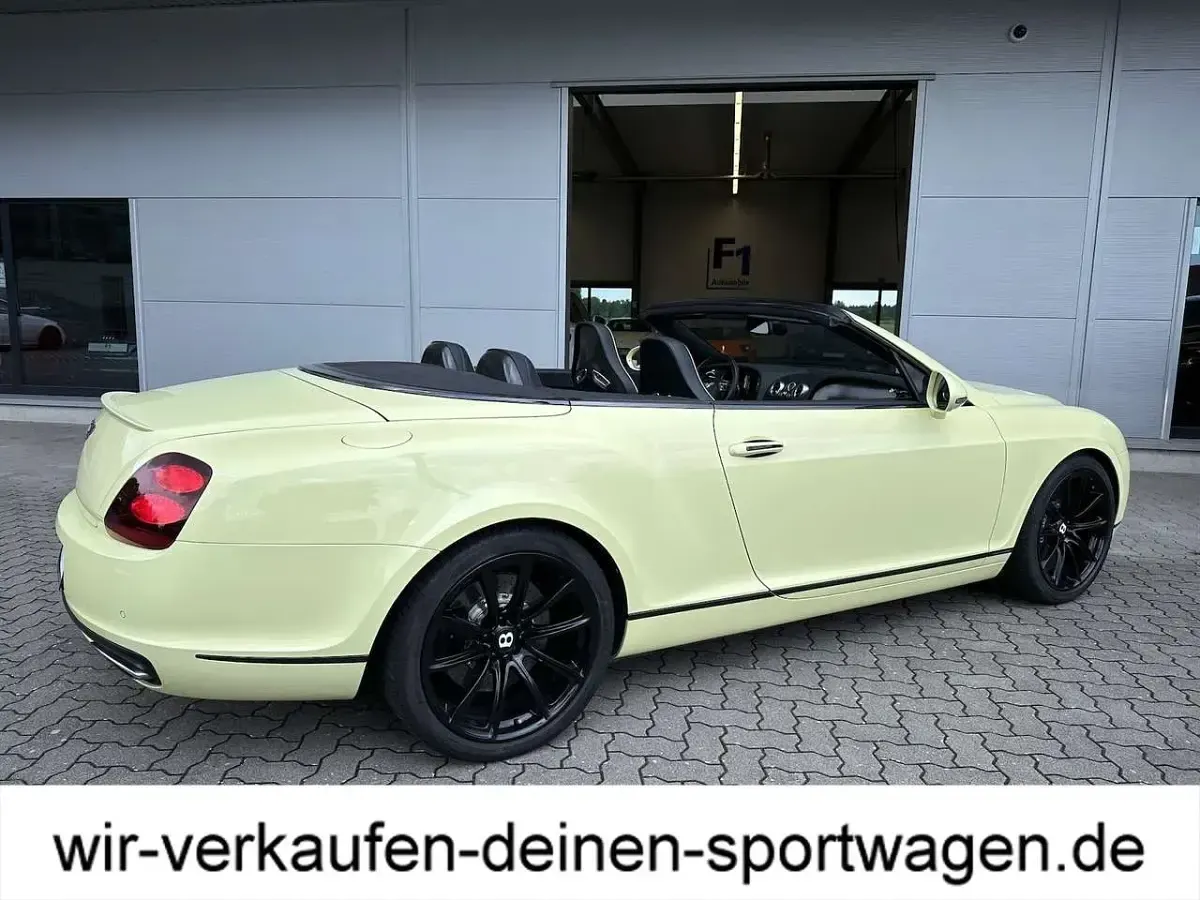 Gebraucht Bentley Continental 630 PS (463 kW) 2011 Citric yellow Cabrio