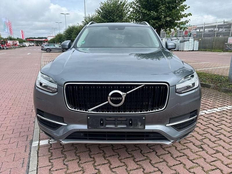 Gebraucht Volvo XC90 Momentum 190 PS (139 kW) 2017 Grau SUV