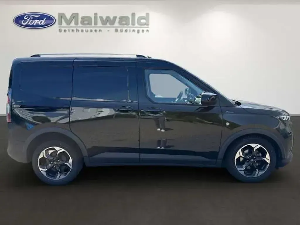 Gebraucht Ford Transit Active 101 PS (74 kW) 2024 Obsidianschwarz metallic (metallic) Van