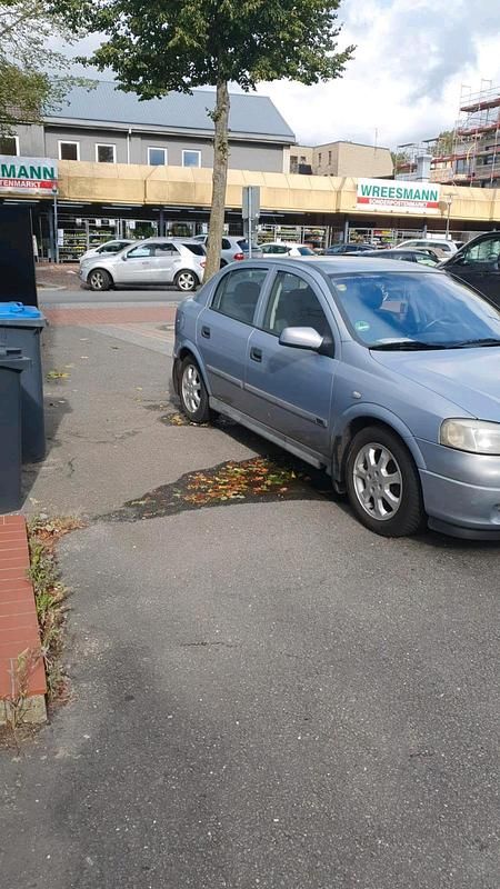 Gebraucht Opel Astra 88 PS (64 kW) 2002 Silber Limousine