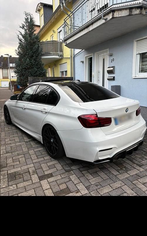 Second-hand BMW 328 245 CP (180 kW) 2013 Alb Berlinǎ