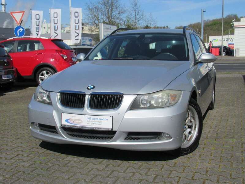 Titansilber metallic Gebraucht 2007 BMW 320 Kombi | 2.900 € (Superpreis) - Bild 1/4