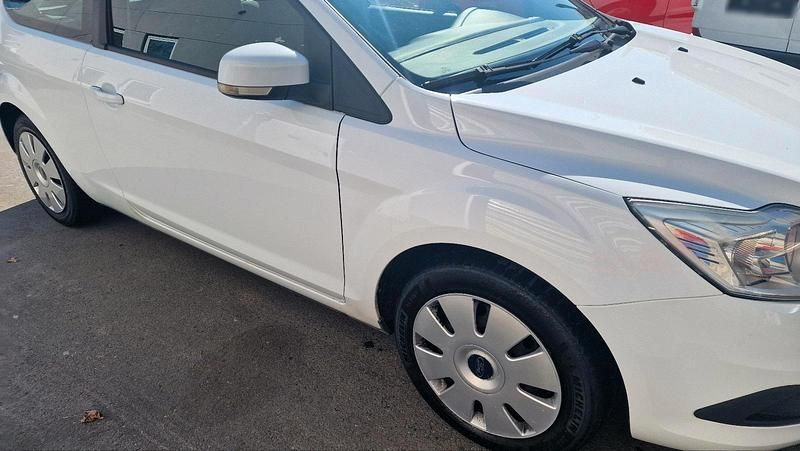 Second-hand Ford Focus 2009 Alb Coupe