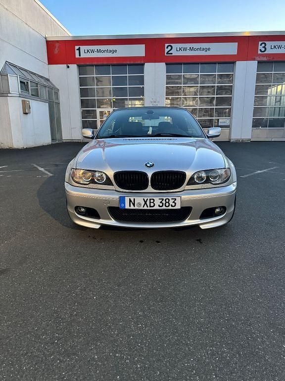 Silber Gebraucht 2004 BMW 320 Cabriolet Performance Cabrio | 8.000 € (Guter Preis) - Bild 1/4