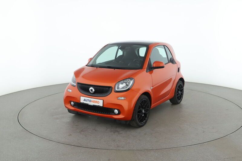 Orange Gebraucht 2019 Smart ForTwo Coupé Basis Kleinwagen | 13.890 € (Fairer Preis) - Bild 1/4