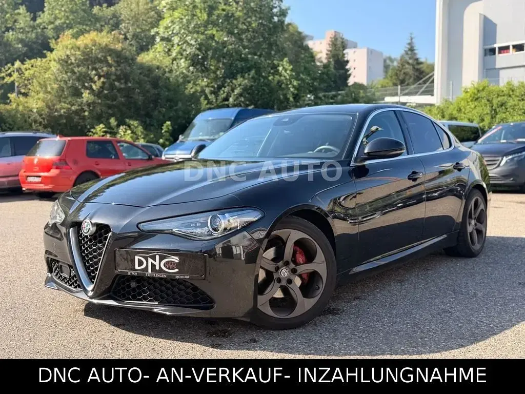 Gebraucht Alfa Romeo Giulia Super 179 PS (131 kW) 2017 Schwarz Limousine