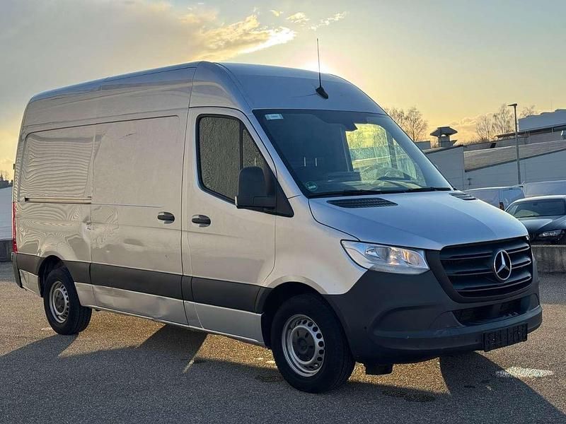 Gebraucht Mercedes Sprinter 150 PS (110 kW) 2022 Silber Van