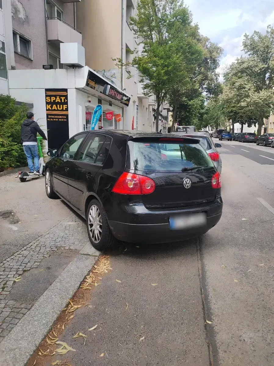 Gebraucht VW Golf V 90 PS (66 kW) 2005 Schwarz Kleinwagen
