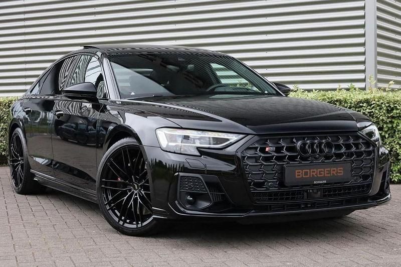Gebraucht Audi S8 Sport 571 PS (419 kW) 2024 Schwarz Limousine