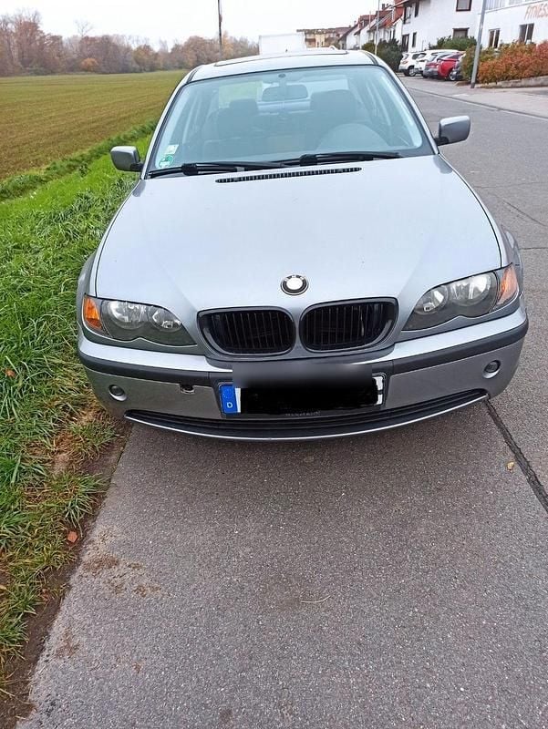 Grau Gebraucht 2003 BMW 316 Lifestyle Limousine | 800 € (Superpreis) - Bild 1/4