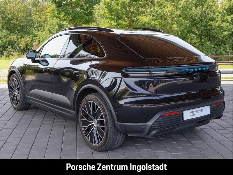 Gebraucht Porsche Macan 4 Electric 264 kW (360 PS) 2025 Schwarz SUV