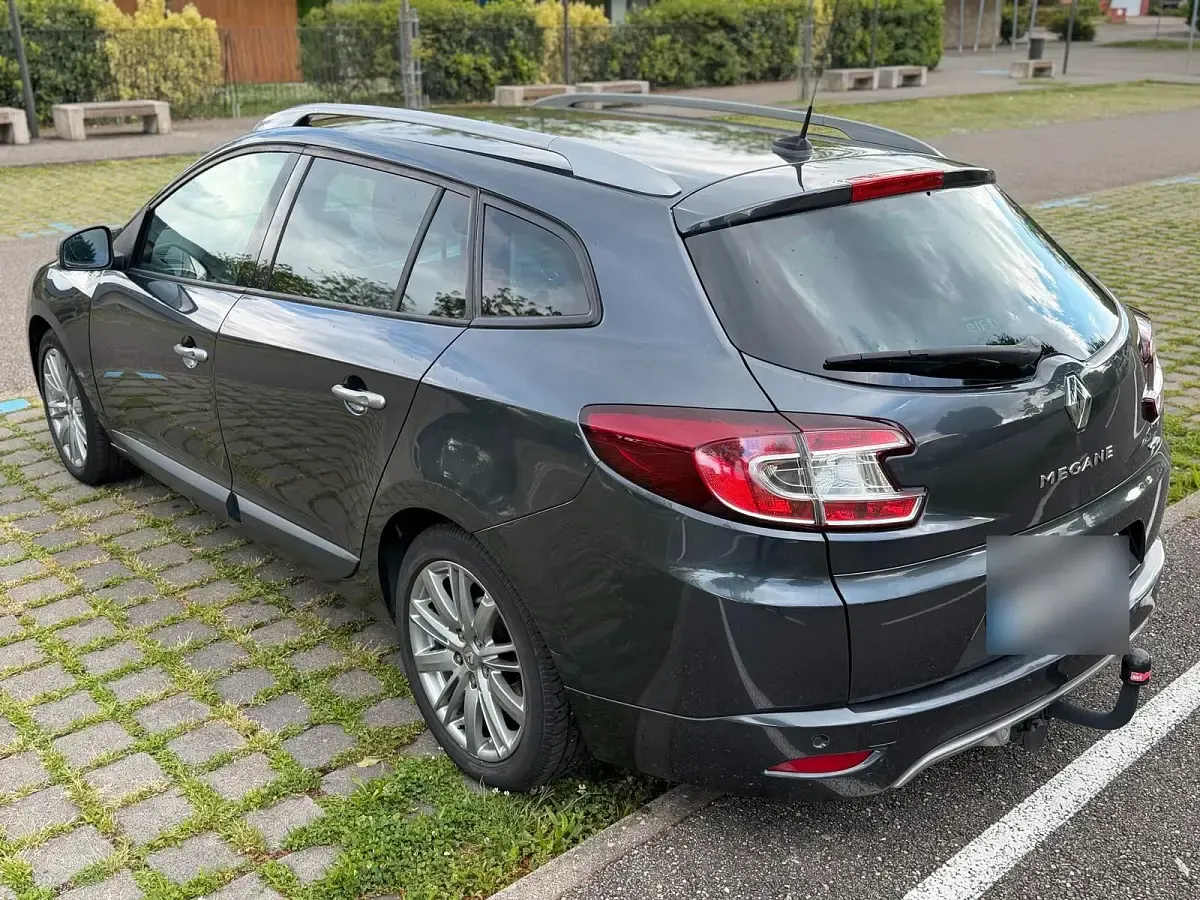 Gebraucht Renault Mégane GT Line GT-Line 130 PS (95 kW) 2010 Grau Kombi