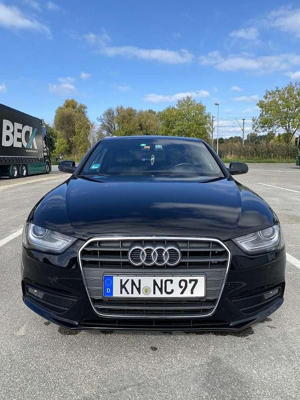 Gebraucht 2013 Audi A4 S-Line Limousine | 11.500 € - Bild 1/4