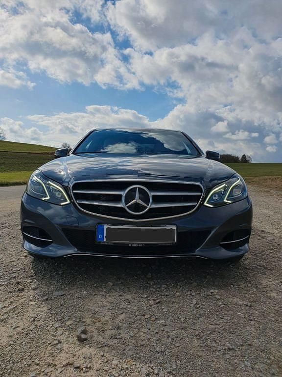 Gebraucht Mercedes E350 Edition 258 PS (189 kW) 2015 Grau Limousine