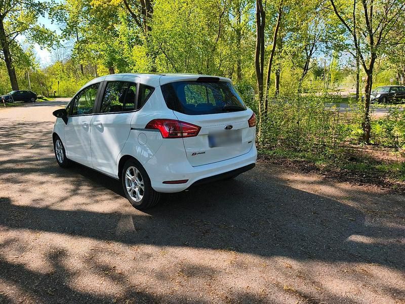 Usata Ford B-MAX 2015 Bianco Monovolume