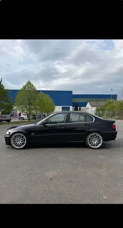Gebraucht BMW 330 Performance 231 PS (169 kW) 2001 Schwarz Limousine