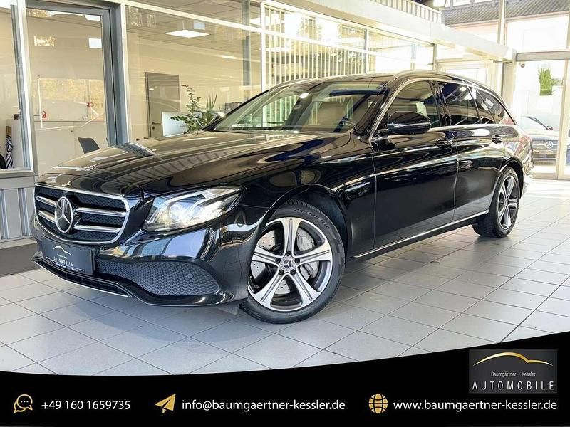 Obsidianschwarz metalliclack Gebraucht 2019 Mercedes E400 Kombi | 29.490 € (Fairer Preis) - Bild 1/4