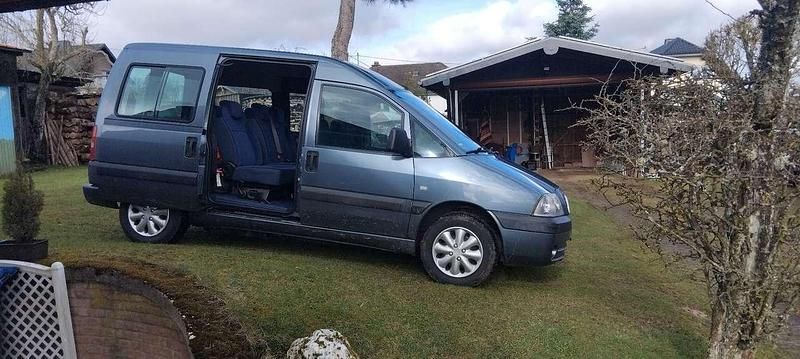 Second-hand Citroën Jumpy 109 CP (80 kW) 2006 Gri Monovolum