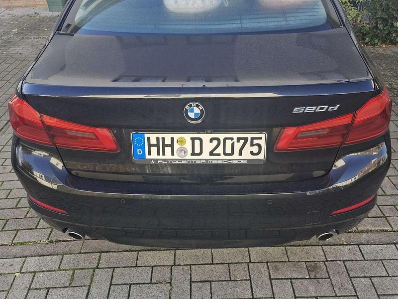 Gebraucht BMW 520 190 PS (139 kW) 2018 Schwarz Limousine