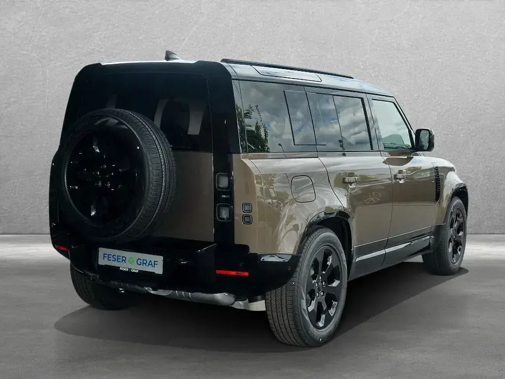 Gebraucht Land Rover Defender SE Dynamic 249 PS (183 kW) 2026 Braun SUV