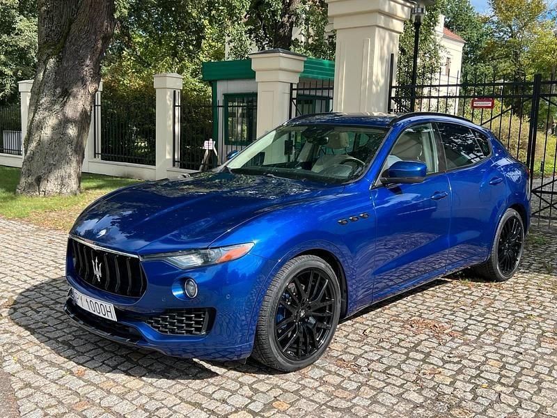 Gebraucht Maserati Levante 350 PS (257 kW) 2017 Blau SUV