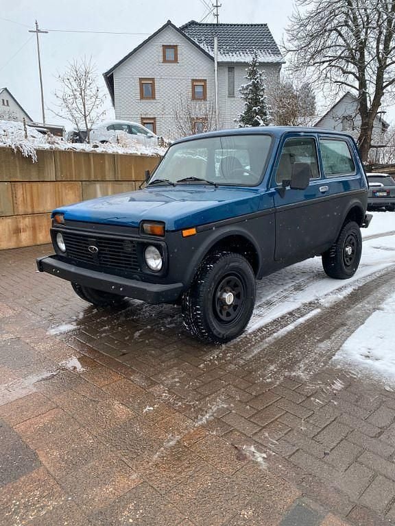 Gebraucht Lada niva 82 PS (60 kW) 2008 Blau SUV