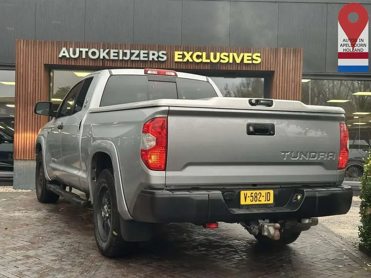 Gebraucht Toyota Tundra 386 PS (283 kW) 2014 Grau Pickup