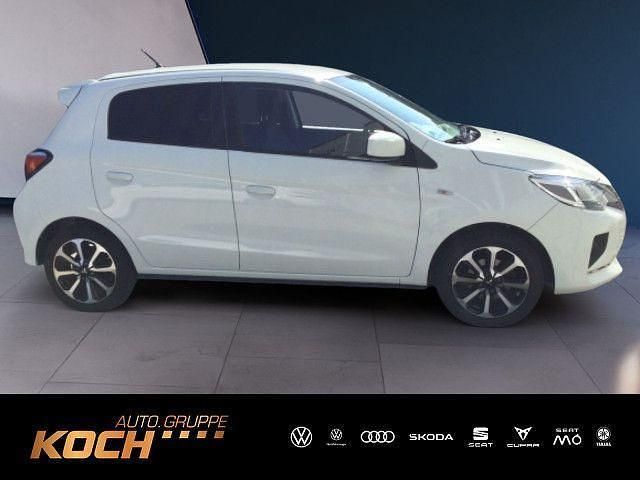 Weiß Gebraucht 2022 Mitsubishi Space Star Select+ Limousine | 11.730 € (Fairer Preis) - Bild 1/2