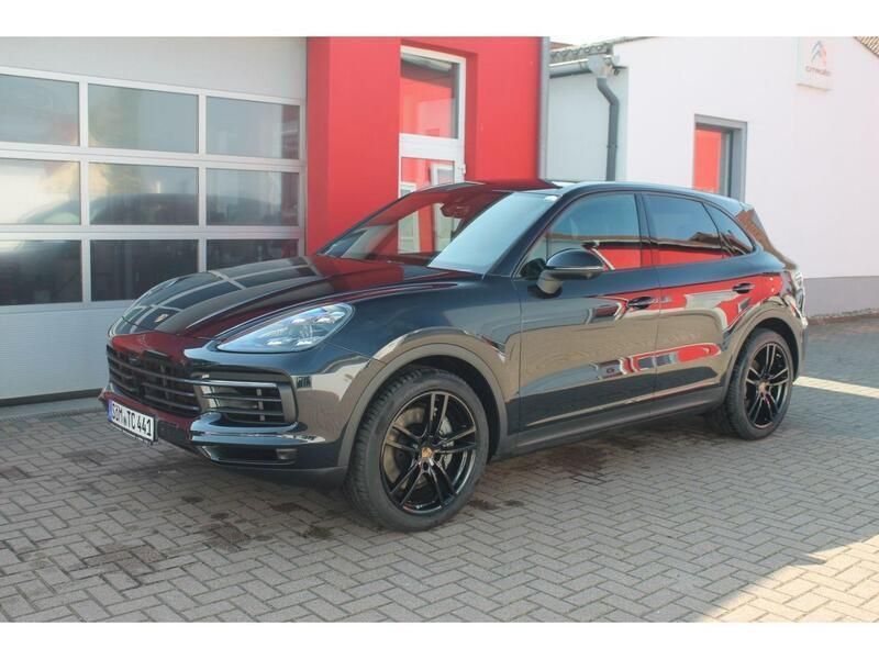 Moonlightblue Gebraucht 2018 Porsche Cayenne S SUV | 53.990 € (Guter Preis) - Bild 1/4