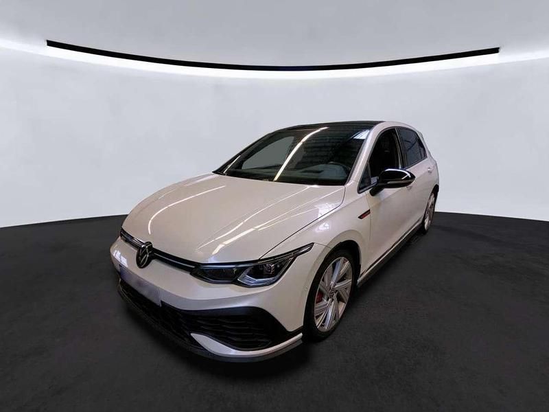 Oryxweiß perlmutteffekt Gebraucht 2023 VW Golf VIII GTI Clubsport Limousine | 34.995 € (Etwas zu teuer) - Bild 1/2