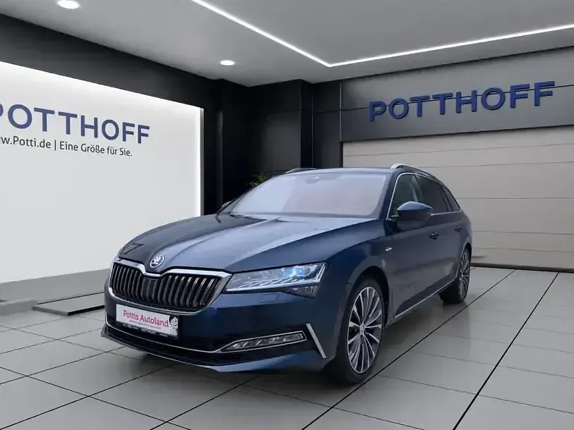 Gebraucht Skoda Superb LAURIN & KLEMENT 280 PS (205 kW) 2023 Kombi