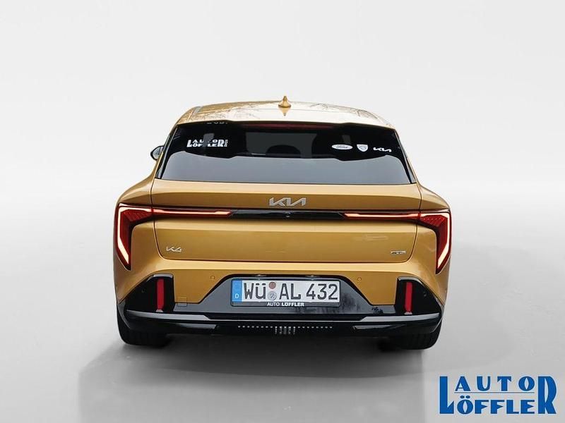Neu Kia K4 GT-Line 179 PS (131 kW) 2025 Gelb Limousine