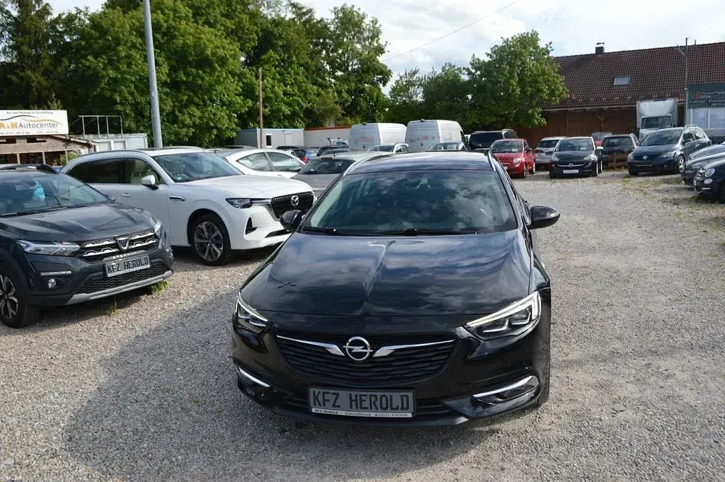 Gebraucht Opel Insignia Dynamic 165 PS (121 kW) 2017 Schwarz Kombi