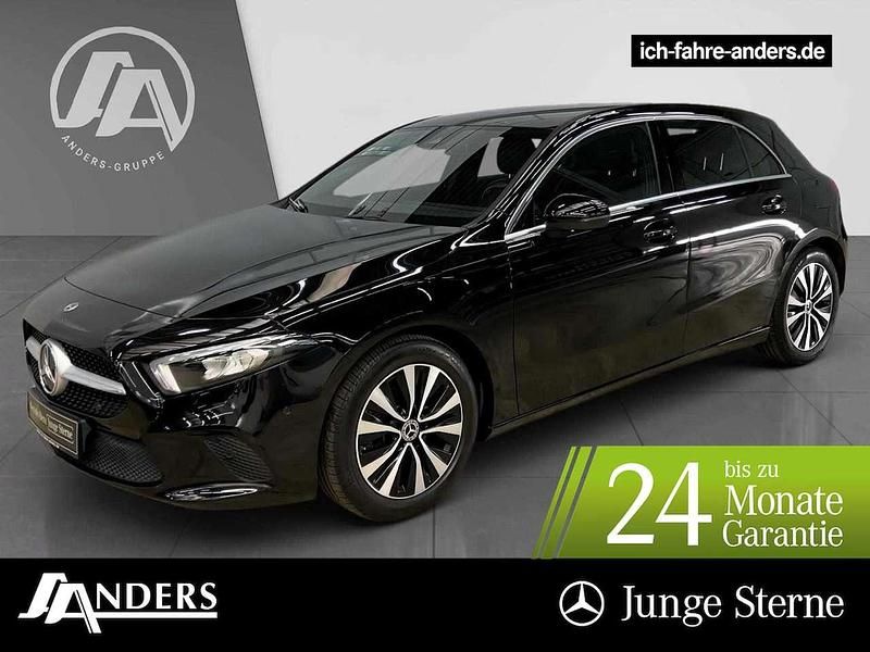 Gebraucht Mercedes A180 Progressive 136 PS (100 kW) 2020 Kosmosschwarz Limousine