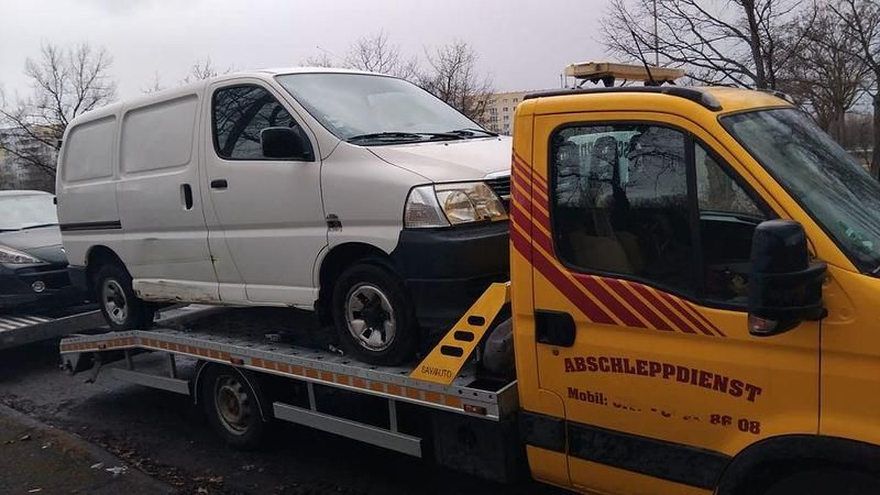 Gebraucht Iveco Daily 106 PS (77 kW) 2012 Gelb Van / Kleinbus